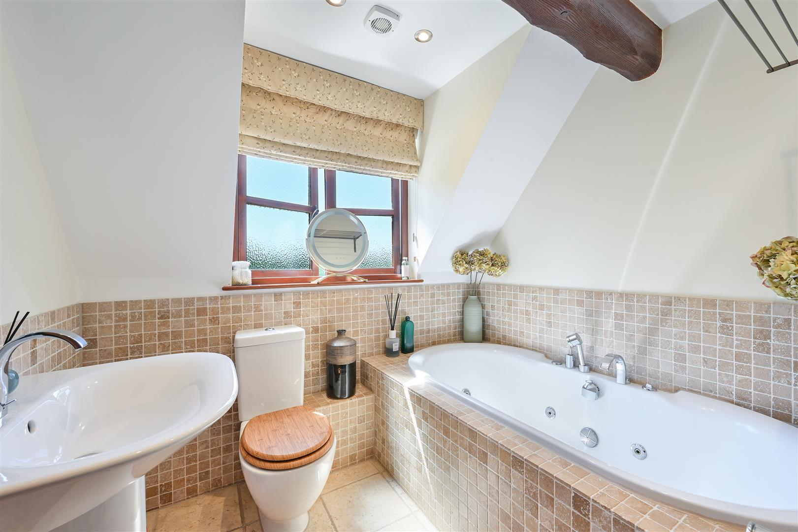 Property Image 2deb1316-56ec-4911-8b91-37006b045013