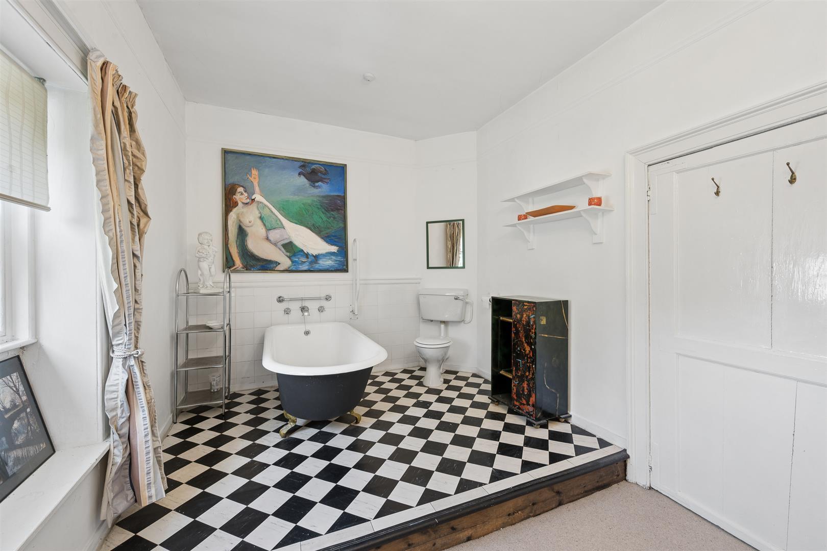 Property Image 2df18aa6-0a02-44b1-b1d0-b485903792c6