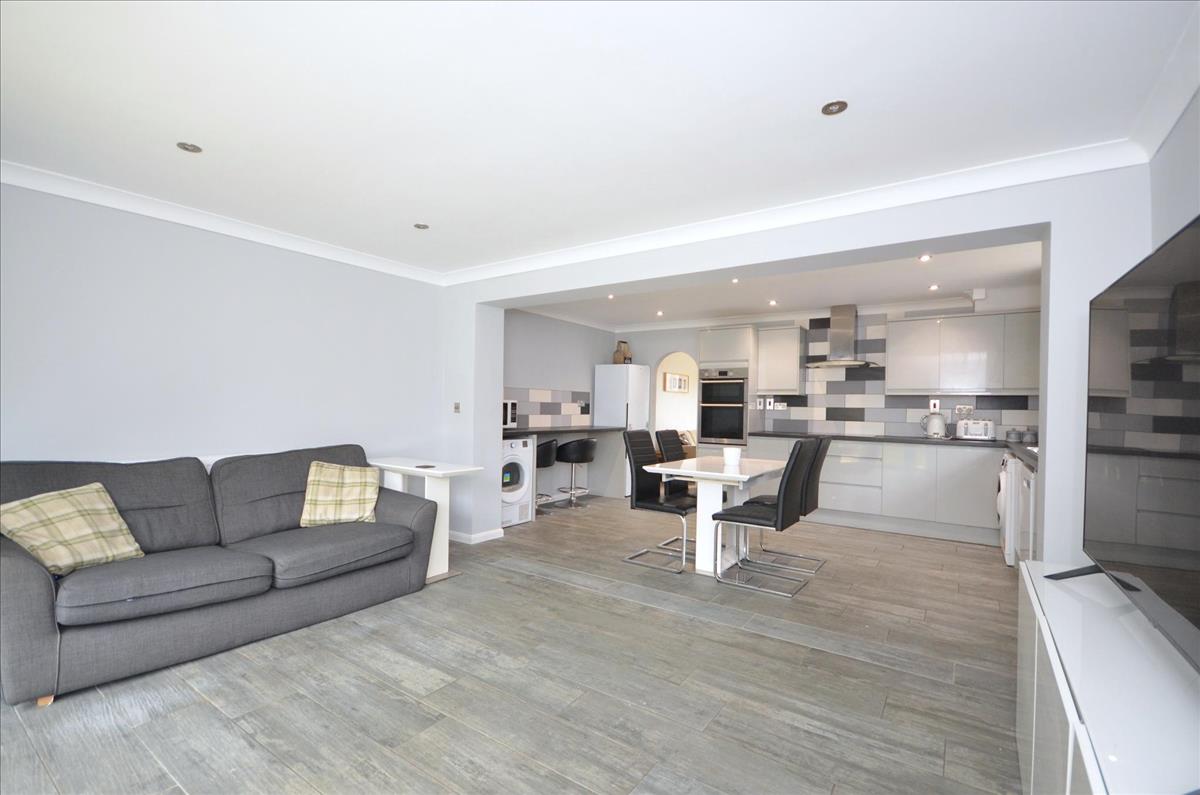 Property Image 2df57700-5dd8-4dc1-a362-8a21e89e769e
