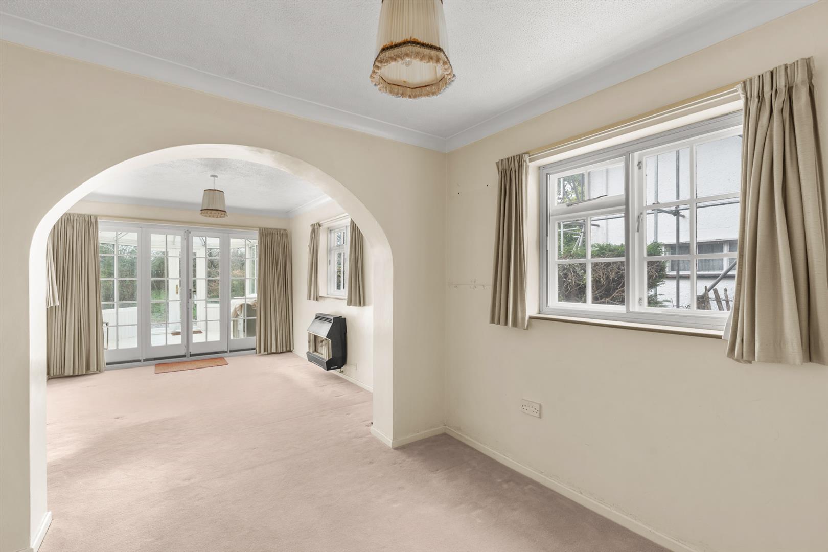Property Image 2e079d02-976d-4c87-98a3-10de771789d9