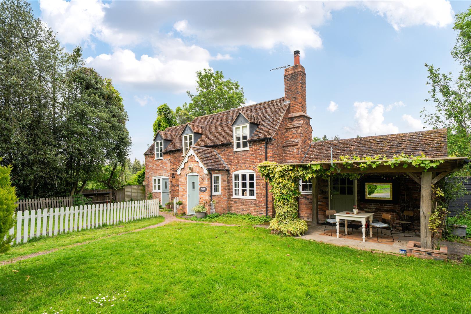 Property Image 2e15e511-f2d9-4f1c-8c51-67e7bbd079d6