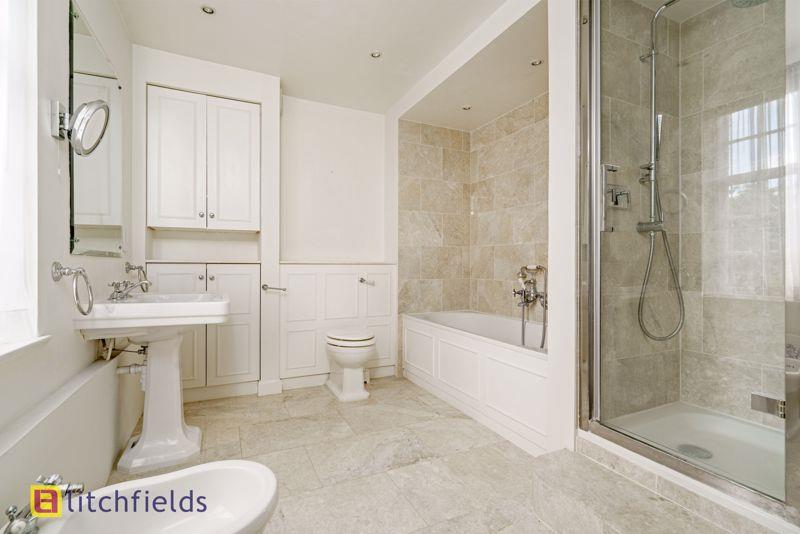 Property Image 2e1dd00f-c605-43c3-9440-48a5a326edfd
