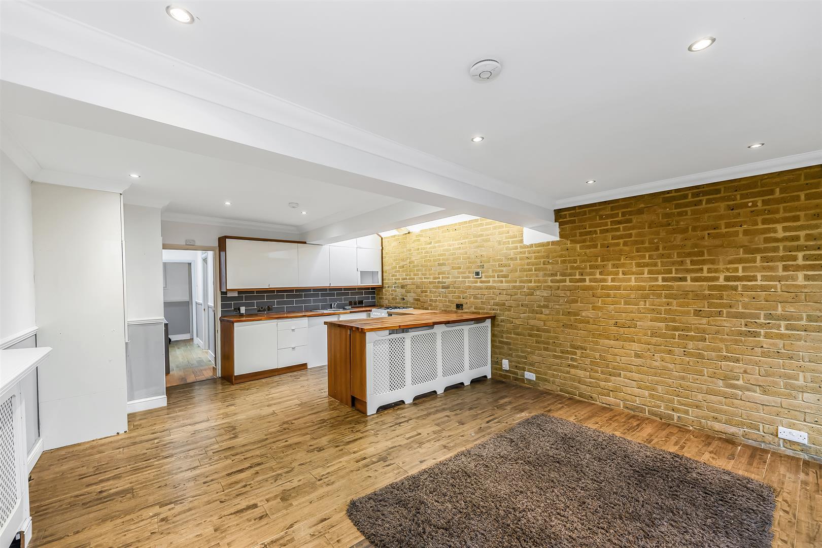 Property Image 2e2bcfaa-01a9-4b68-aa55-7dd470d7e67e
