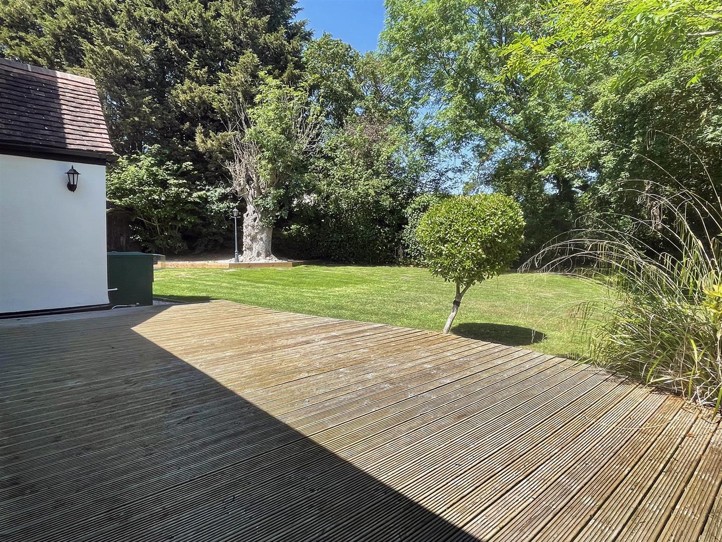 Property Image 2e4c5e99-2b9d-4717-bad6-8fa0f00e0291