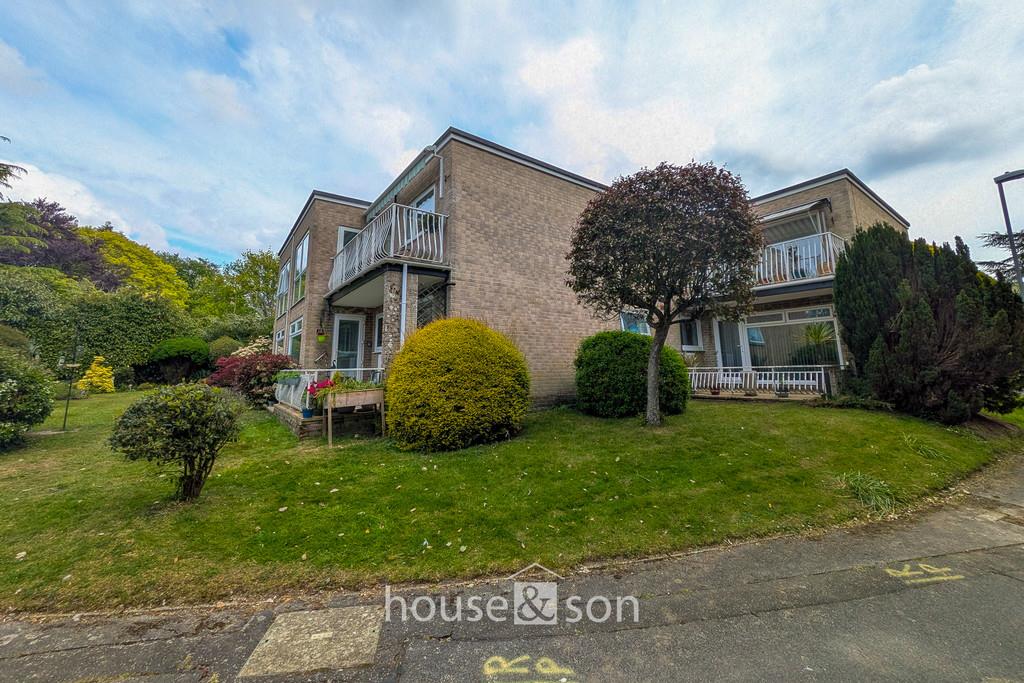 Property Image 2e562631-a7bd-47d2-b857-fadc3bcaa0a6