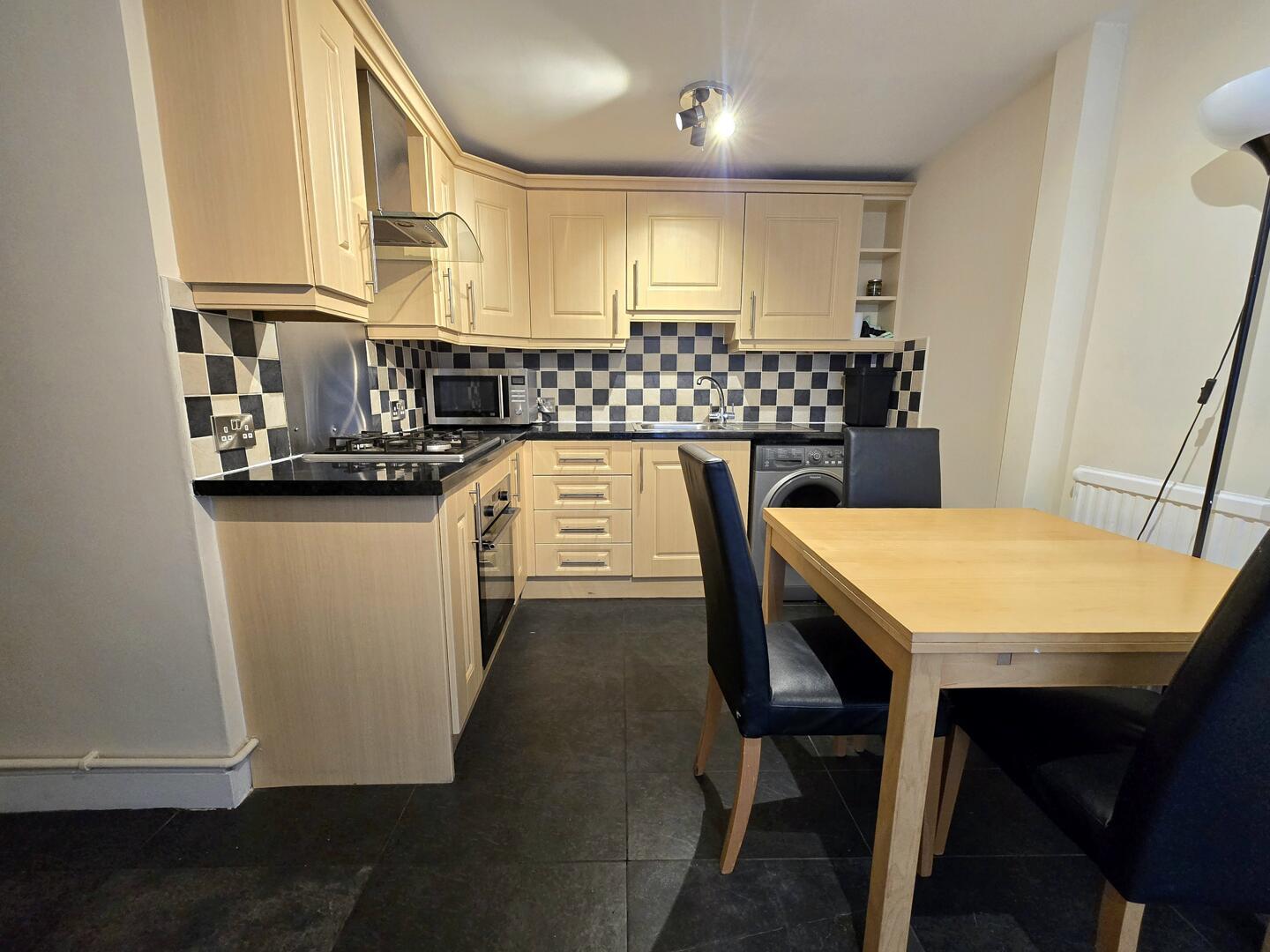 Property Image 2e57045e-1ba7-4354-be67-47cd2b9ed206