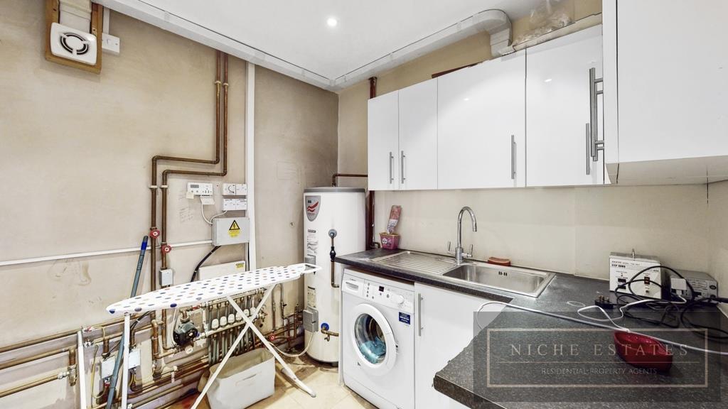 Property Image 2e65335a-b174-4f8e-872a-26201bce483b