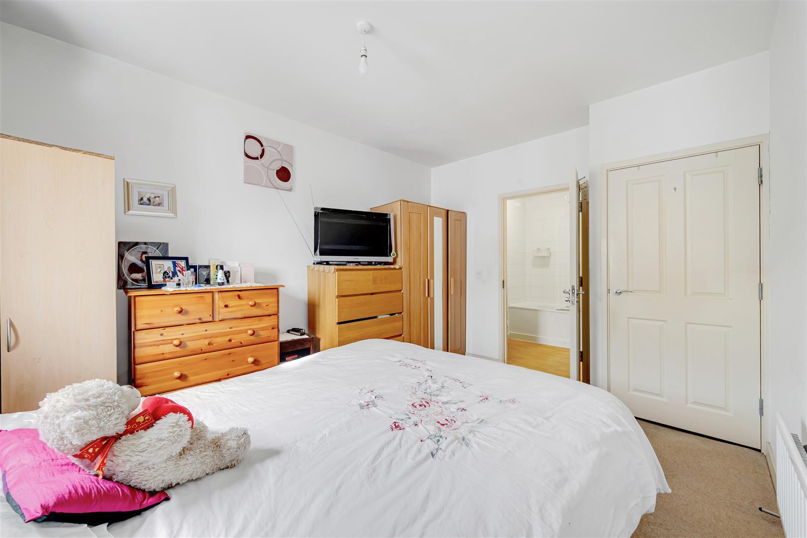 Property Image 2e65f558-9350-4f90-b2a2-681afc042f39