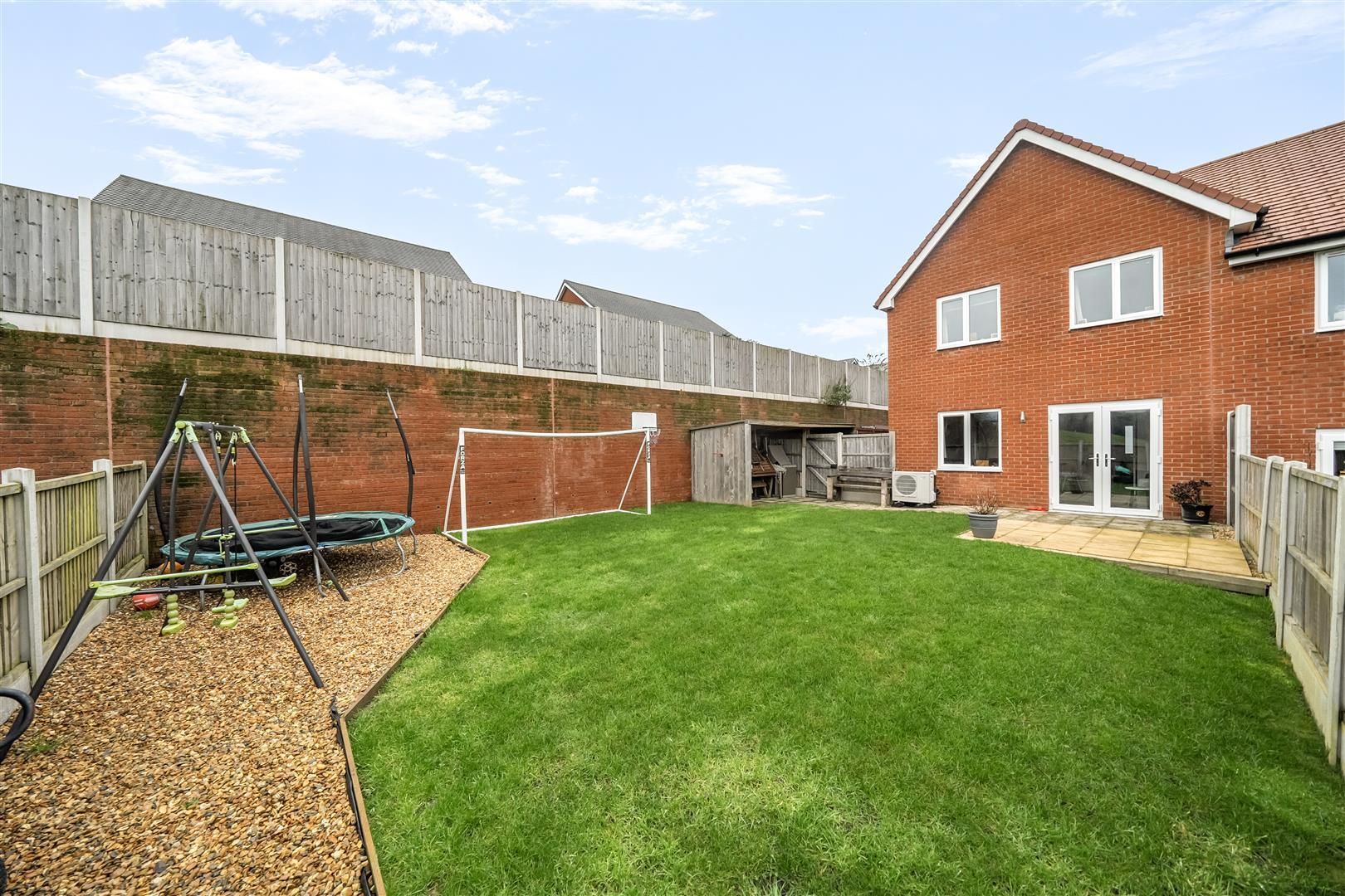 Property Image 2e77afd4-70b5-449f-9183-bf032f382019