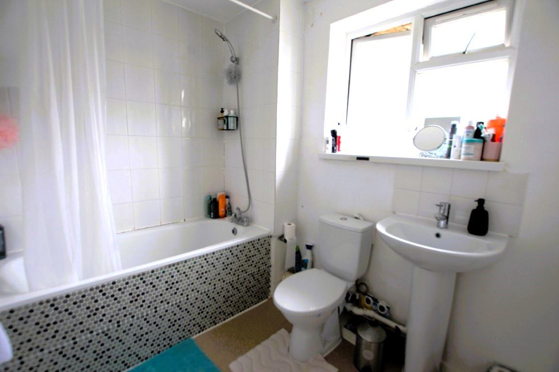 Property Image 2e854cc5-178e-480a-b070-927900565a12