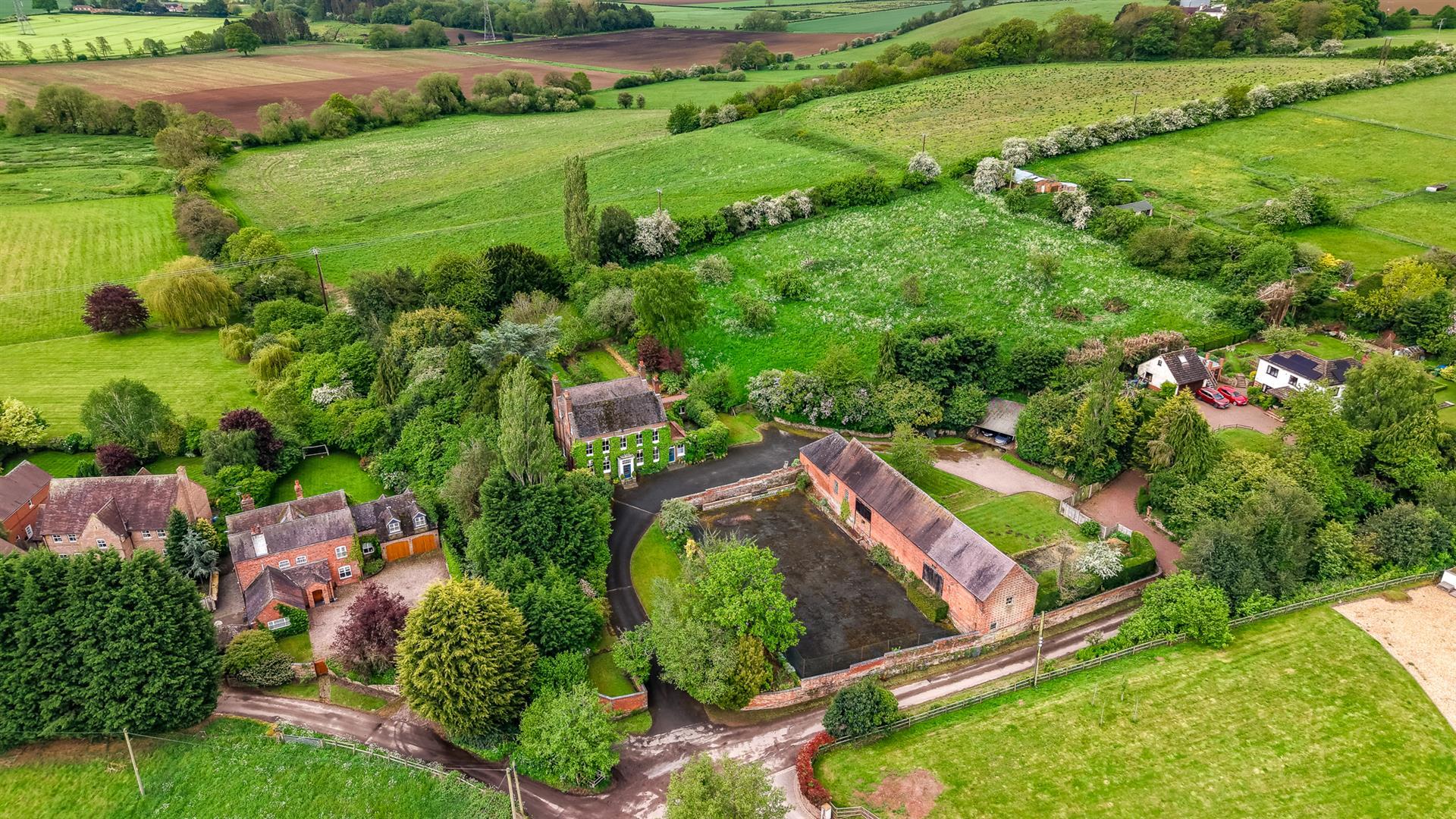 Property Image 2e9ad0c8-6c98-4cee-80c9-e5e2dc6b18d3