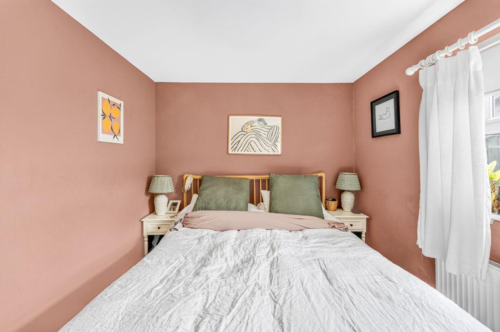 Property Image 2ea3b262-a13f-40f0-b30b-f8322b0b353b