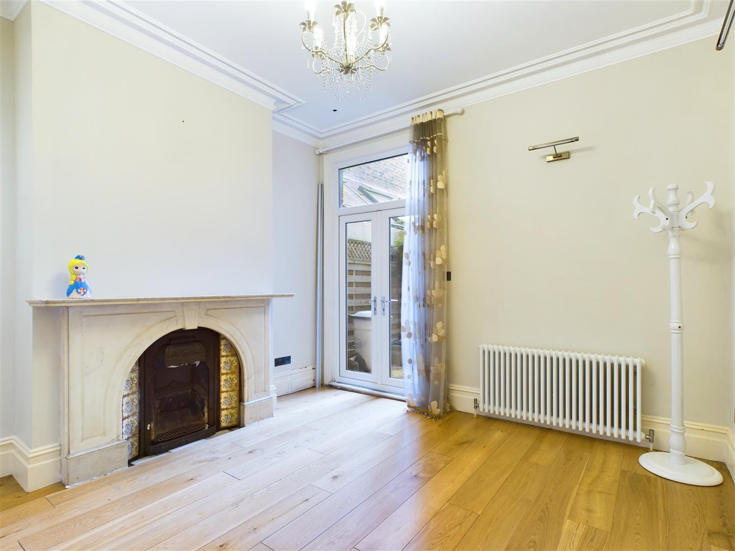 Property Image 2eb826ab-3472-4525-ad2e-f494ff389892