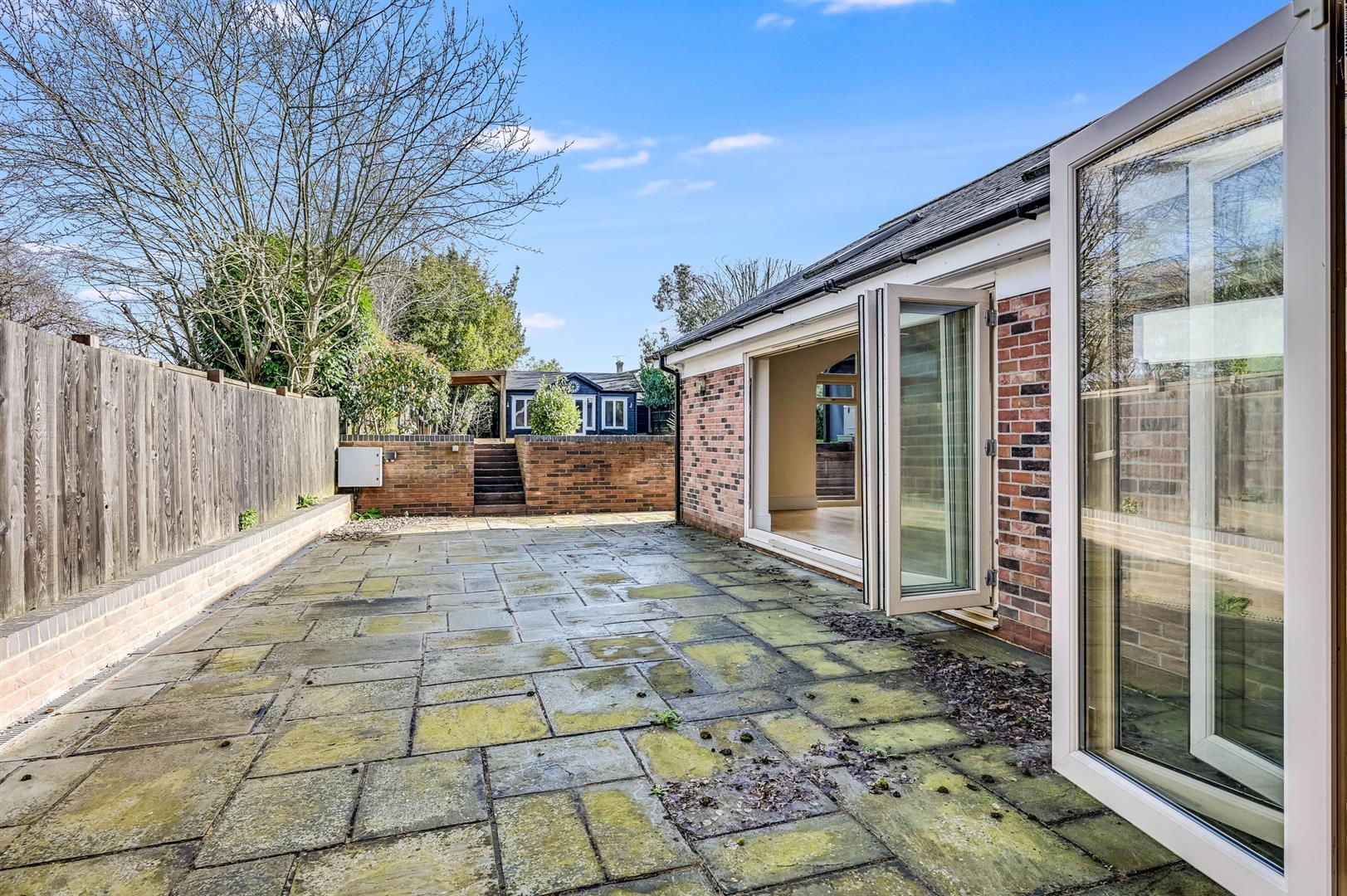 Property Image 2ec0a03a-ee04-495c-8eda-5e27a76e30b9