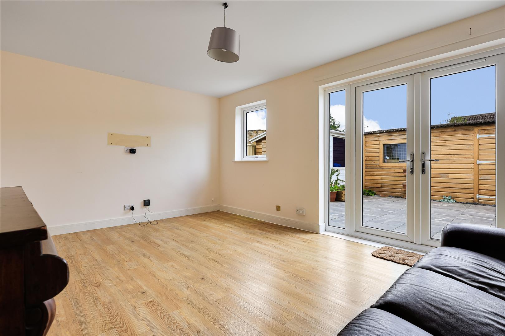 Property Image 2f0a619d-e5f8-4b9a-a7c2-01a3d050772a