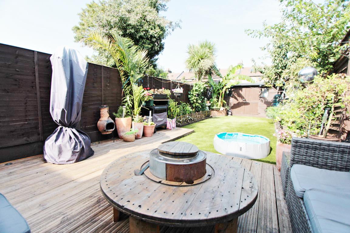 Property Image 2f0b8f7b-1f0d-4716-9612-4d16bdf594b2
