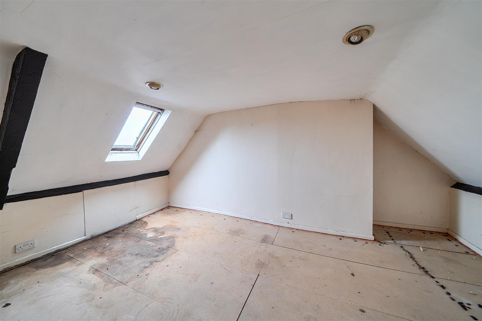 Property Image 2f2444a9-5aa4-43ee-b93c-9158424aa6be