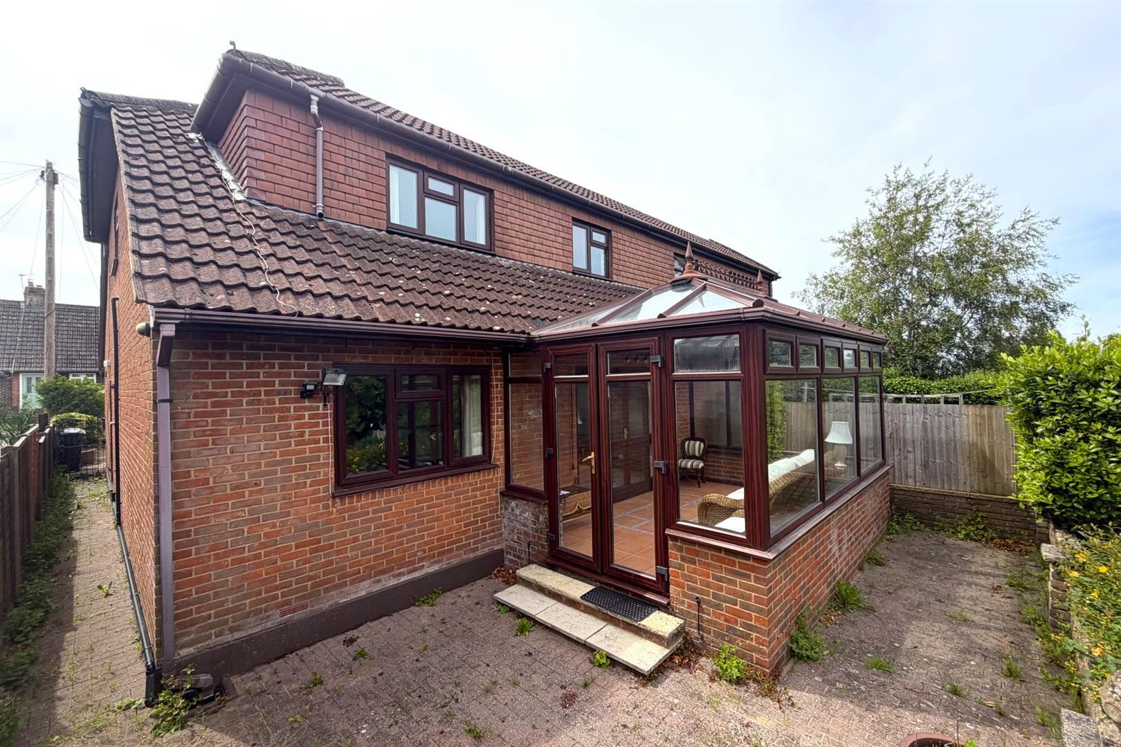Property Image 2f25bda6-d688-4cf3-82da-57d1e82d8008