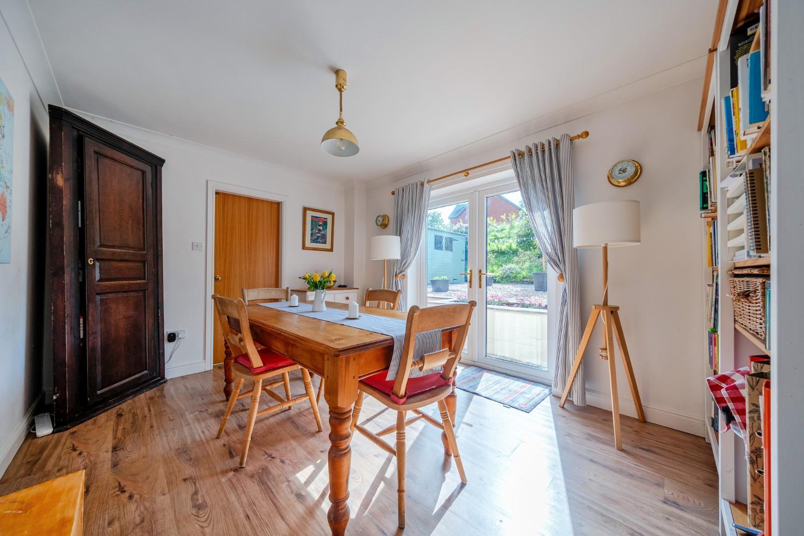 Property Image 2f2db5b5-7ed6-4f2c-9aa0-b2c2d8c38c57