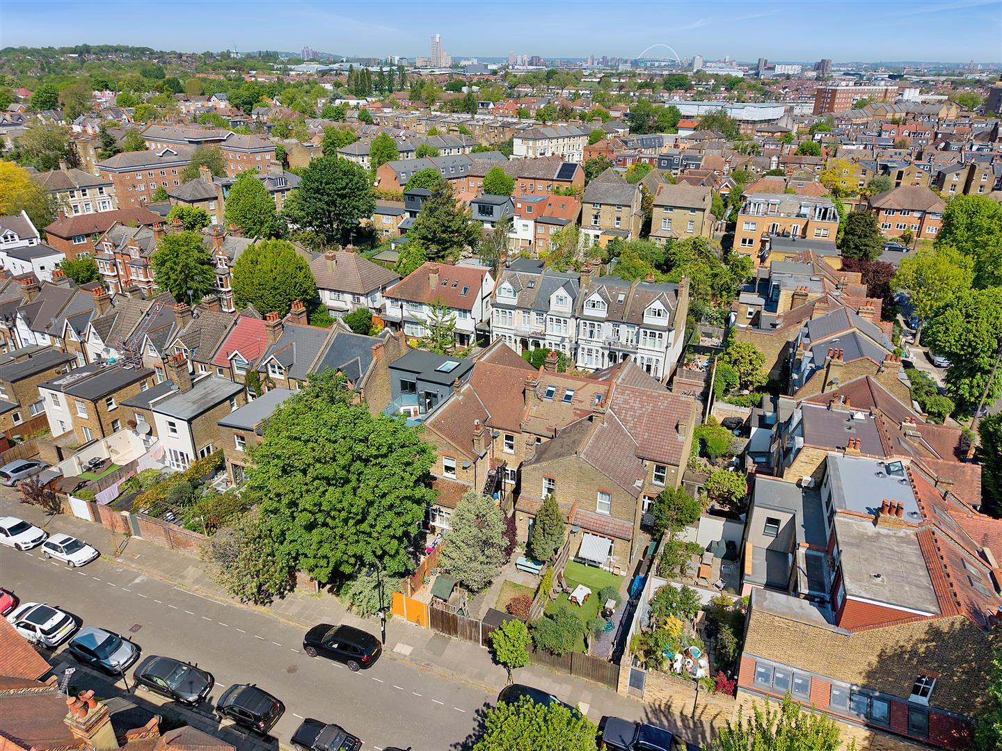 Property Image 2f4bb1c0-de12-400b-9ae8-5be2c4cb7817