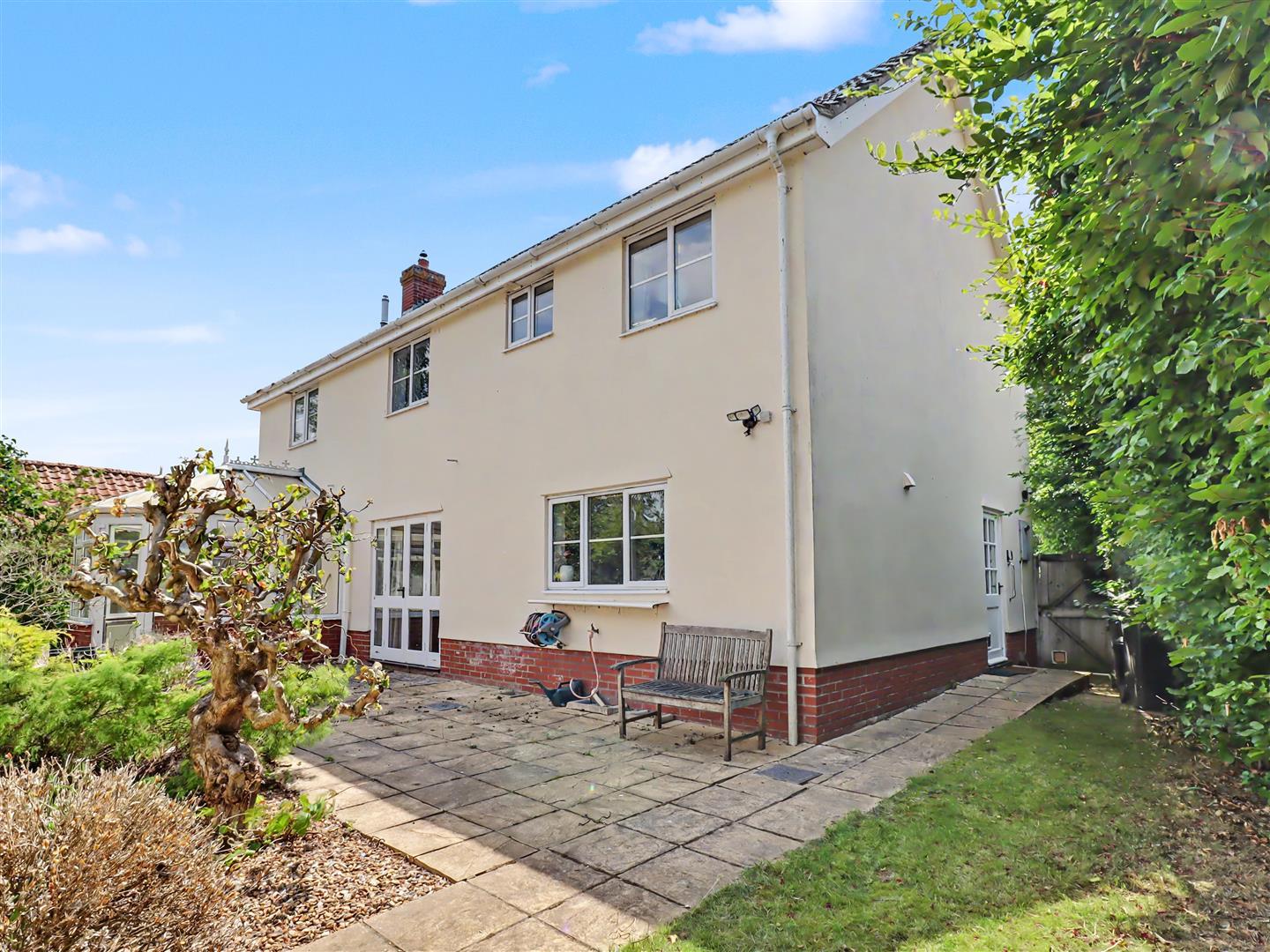 Property Image 2f4f4905-5b4a-4e14-8f77-eb7c7197a8ef