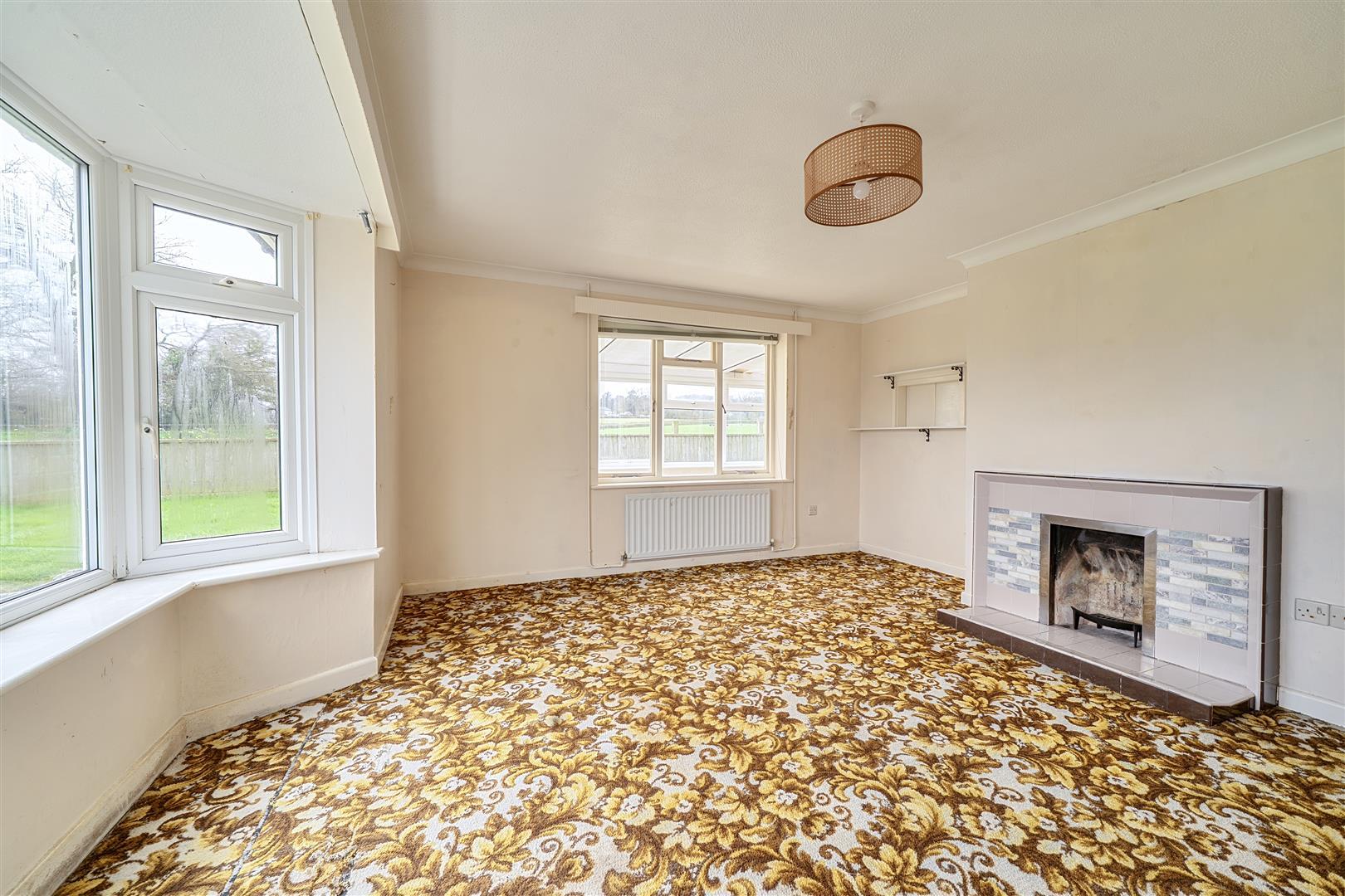 Property Image 2f65a30c-2c51-4503-810f-053d61a50f16
