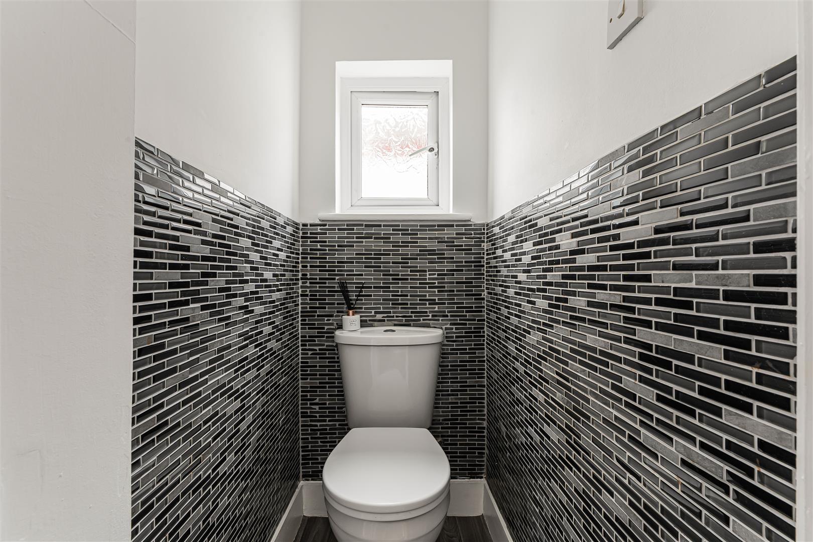 Property Image 2f73b9a6-e71b-4be7-8967-a5e5bef45c62