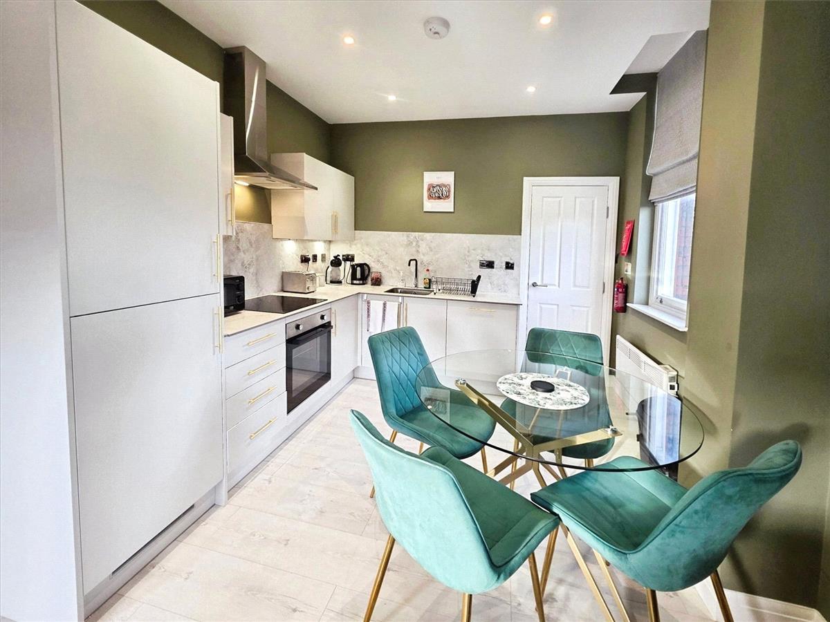 Property Image 2f8241df-cce5-4cfe-abfc-3658f26f8fc1