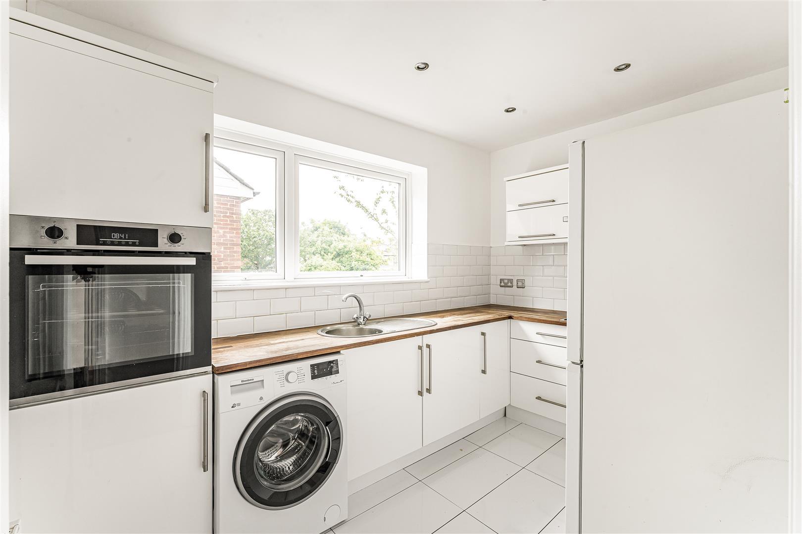 Property Image 2f84f70d-3277-47fb-8b76-5c8b171952c4