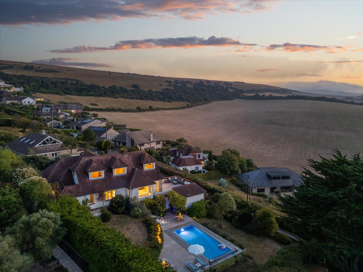 Property Image 2fa550b9-79ba-4552-86fd-c208e027f77a
