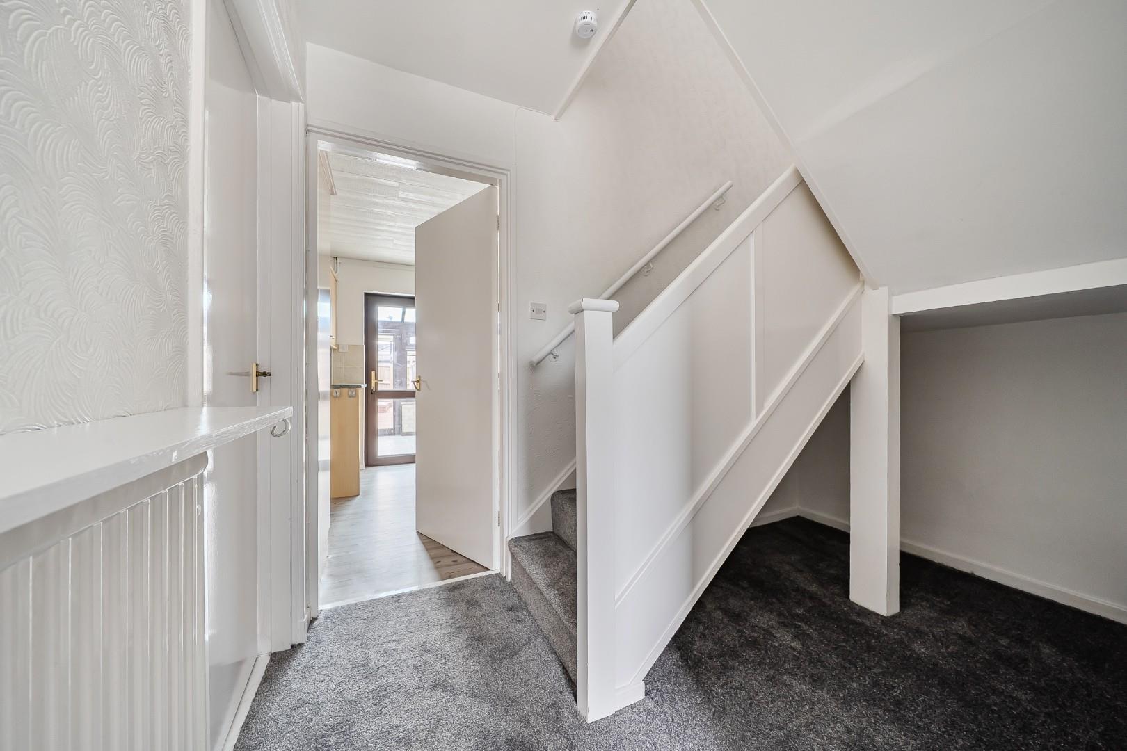 Property Image 2fb17861-0f28-43f8-aa75-b2184673251d