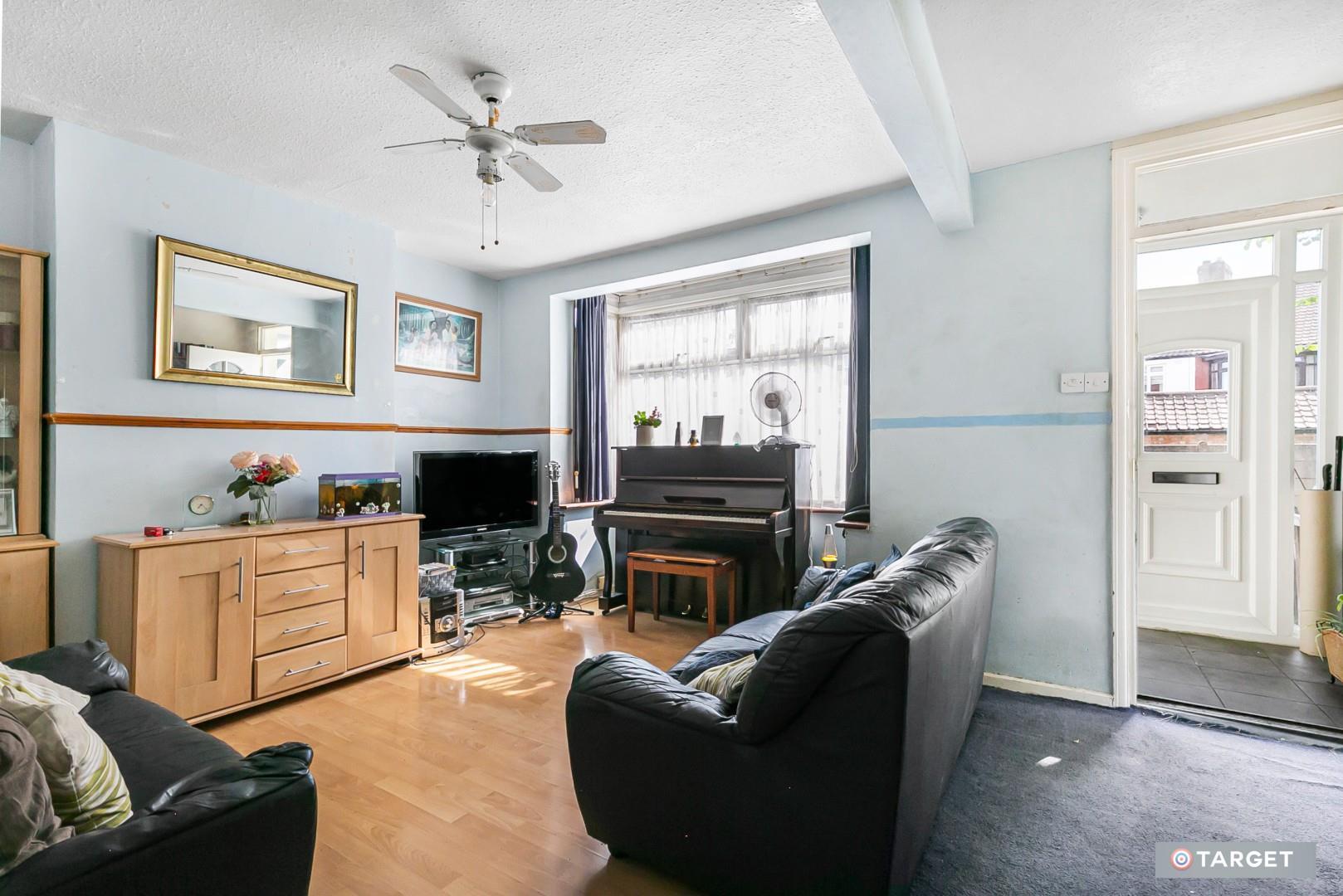 Property Image 2fb8ca90-b1bb-41fb-859e-71df2f70a233