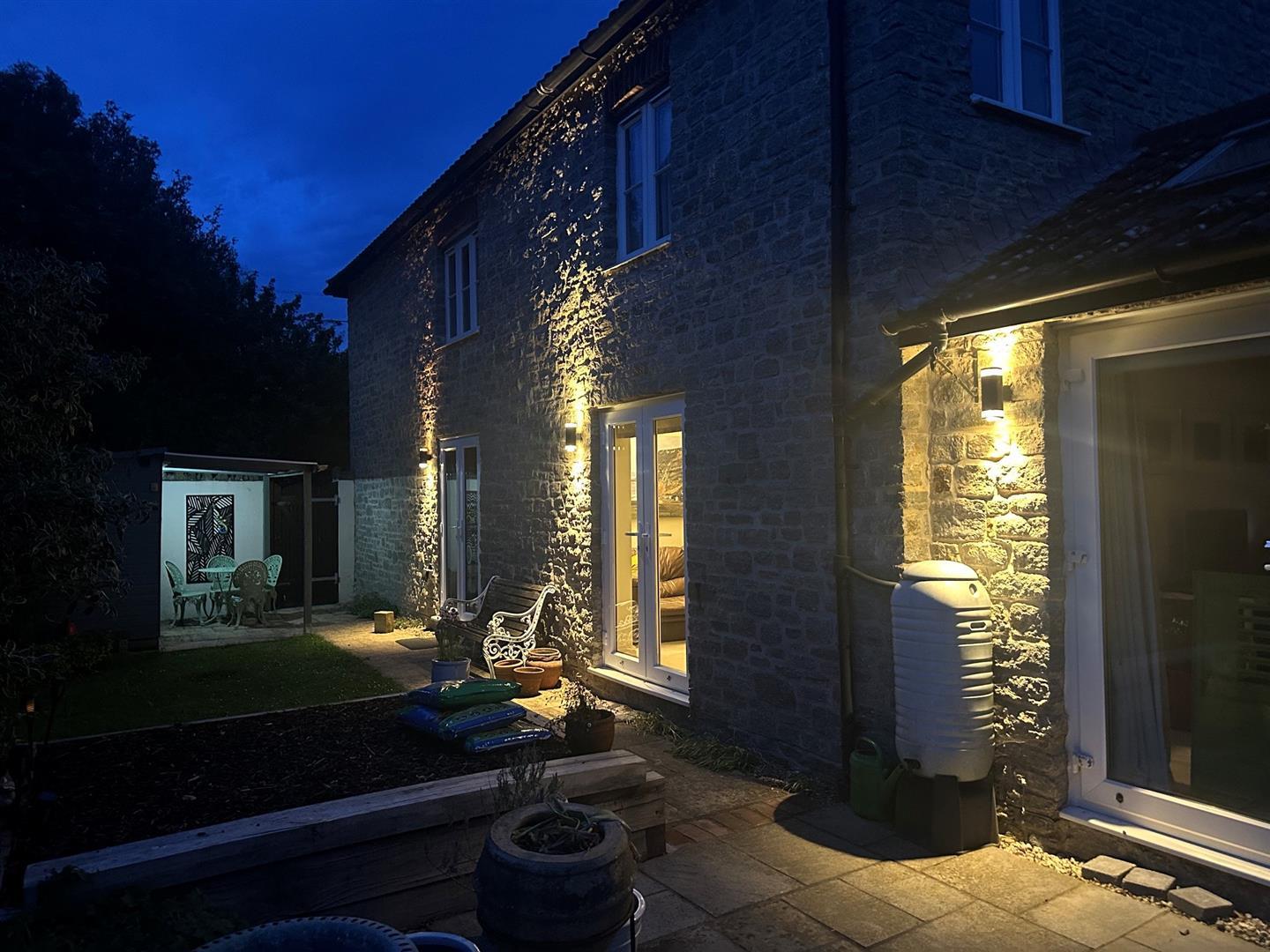 Property Image 2fc4cb99-2443-4dc4-8e04-845a42d70604