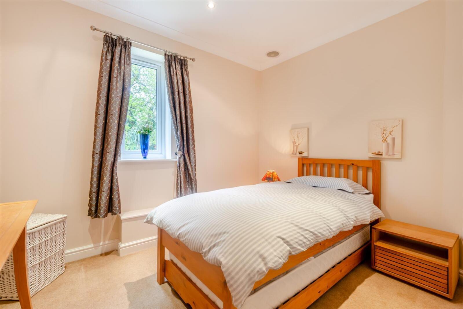 Property Image 2fc4ec5a-9d3c-4e4e-ad6c-632a57f62e1b