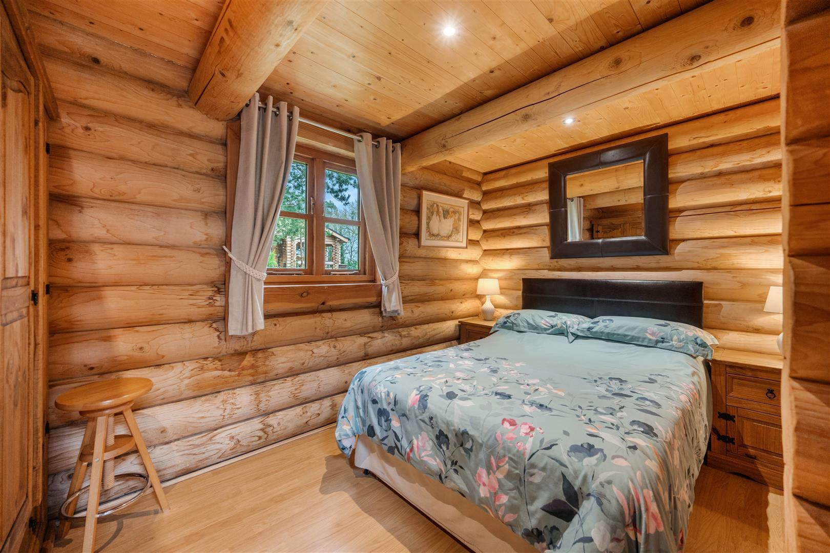Property Image 2feb463c-575e-4697-adc3-3d0b2a70f010