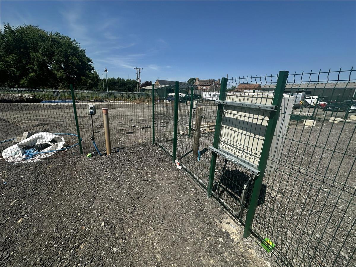 Property Image 2fefb14e-bcbe-43aa-9b0a-8c0f4c6febb8
