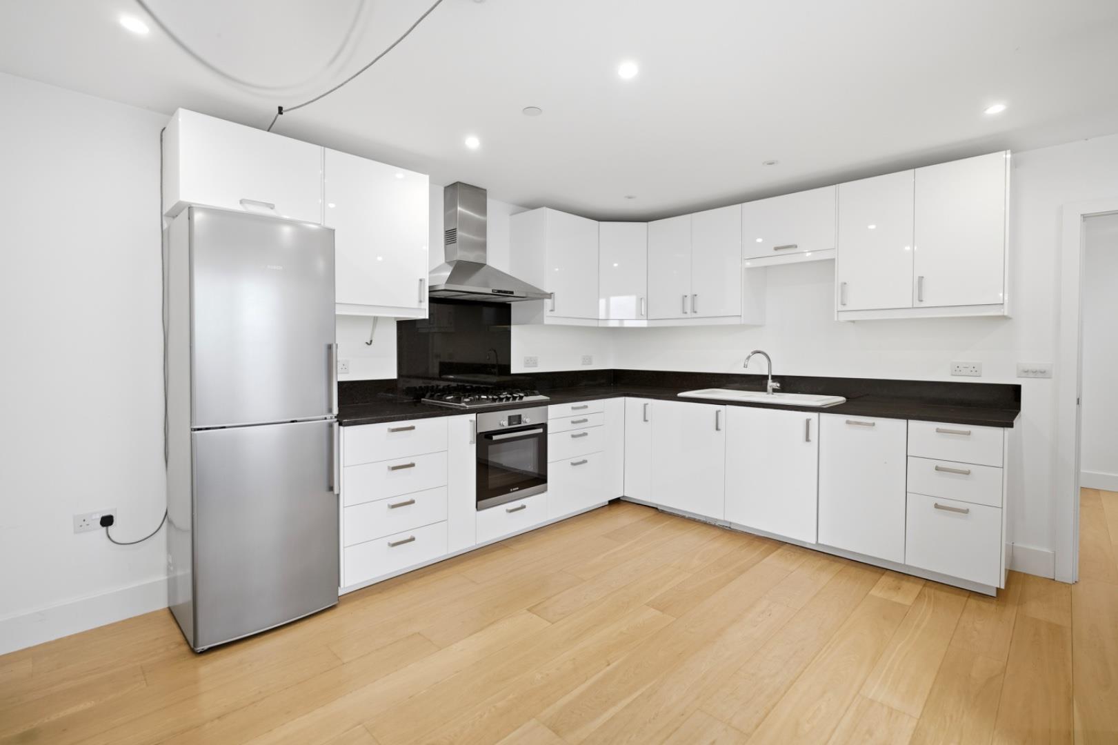 Property Image 2fefe0b5-5878-4055-9396-166006726144