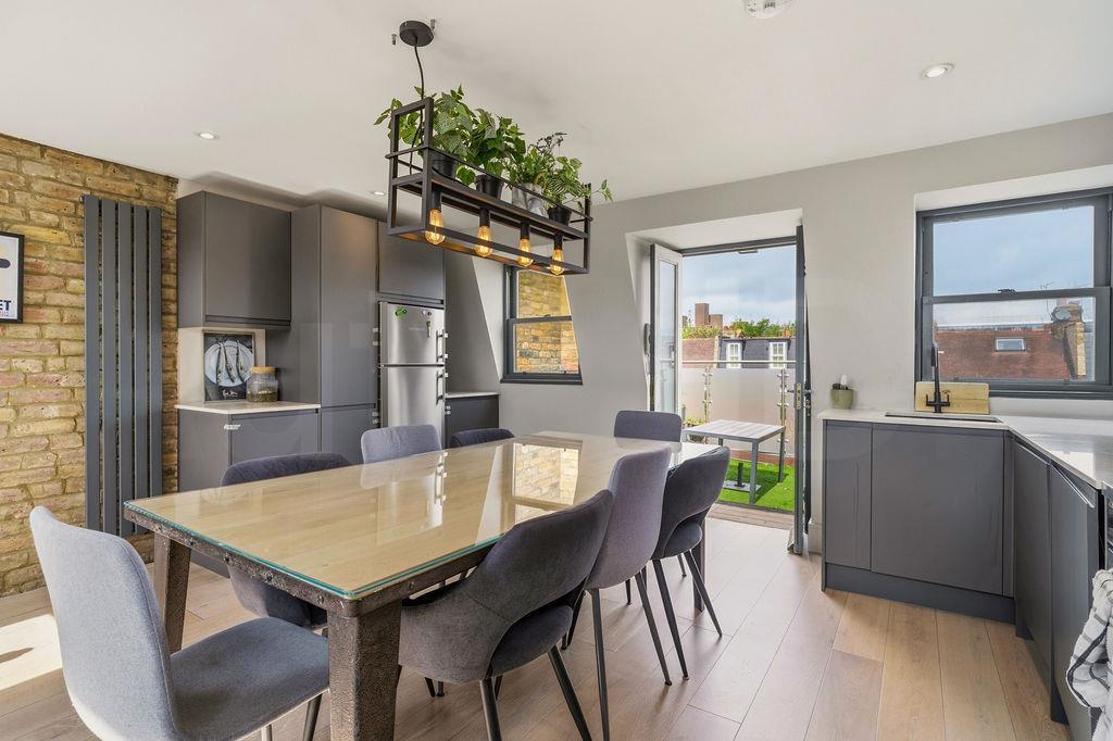 Property Image 2ff0162c-6766-418a-b47b-16616ea8b237