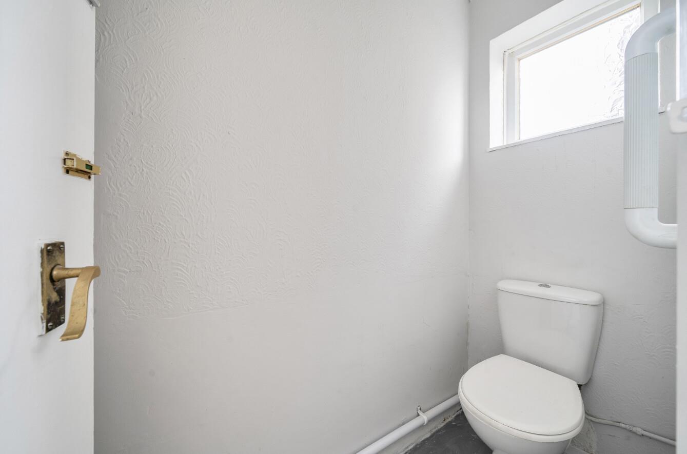 Property Image 2ff0688e-ecf4-4a93-85d9-cbb07183230d