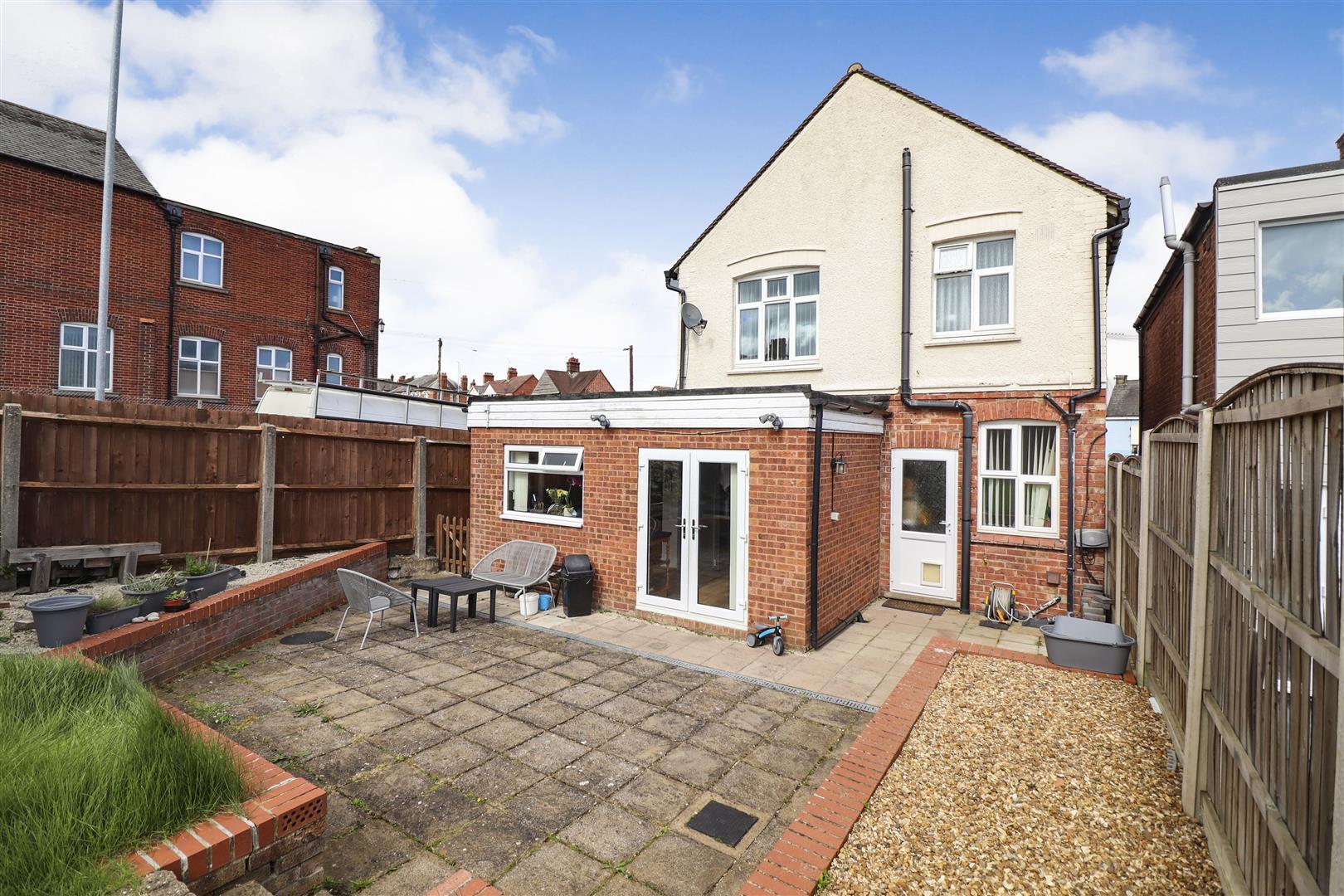 Property Image 2ff88172-561c-47bb-bda2-7eca13cb16e3