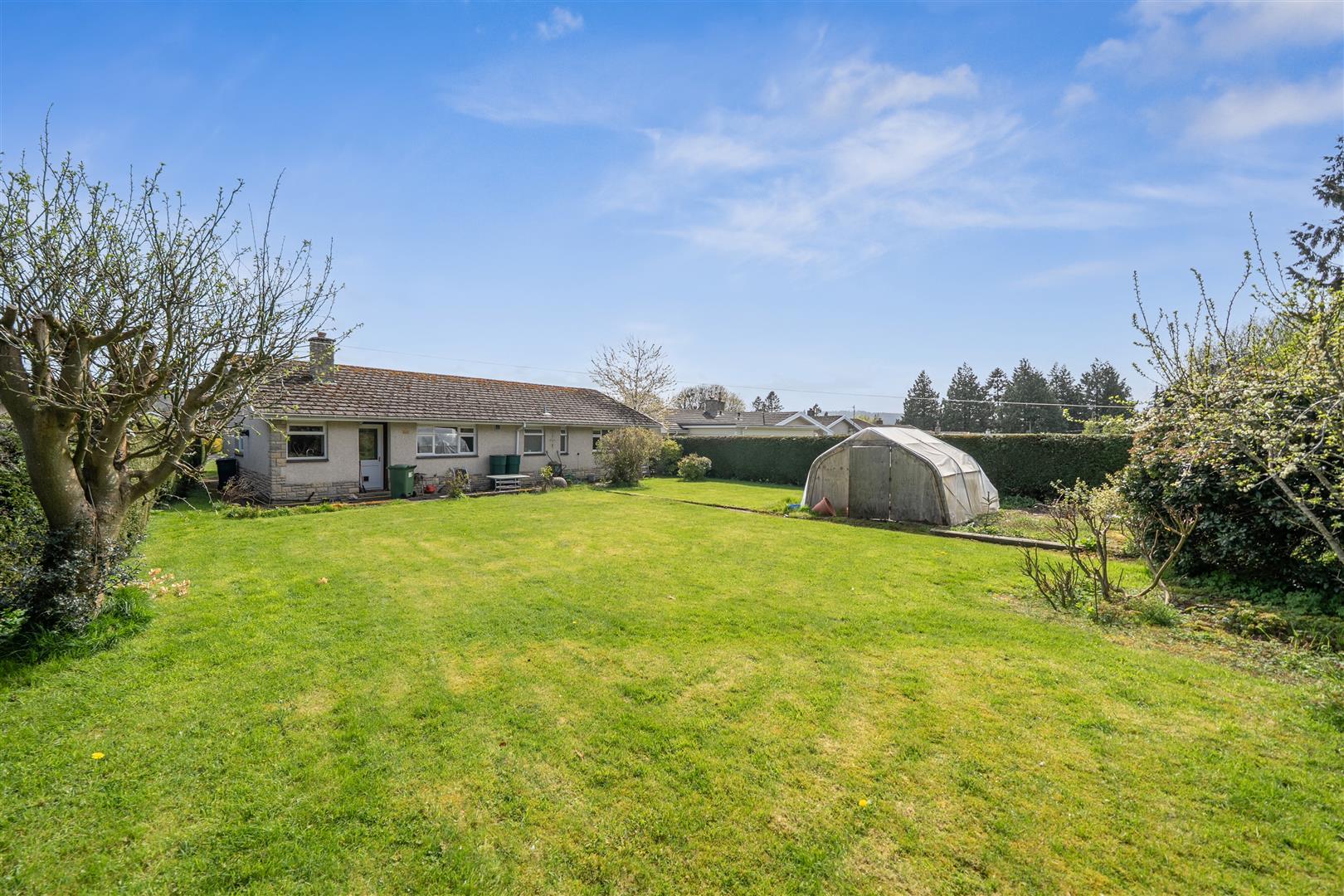 Property Image 2ffba096-f0a6-4e1d-8a0d-a78ae8d71a07