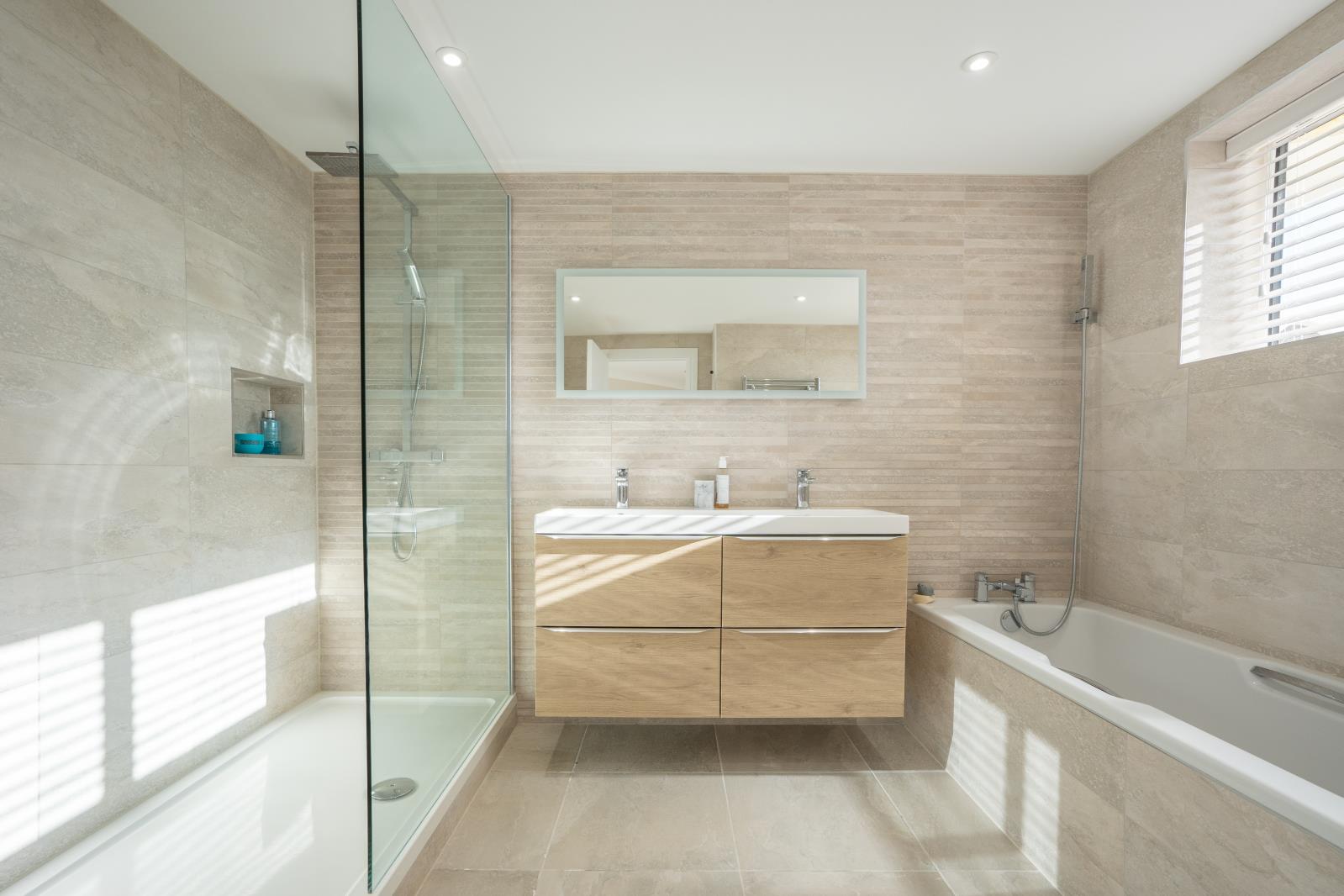 Property Image 30049fdc-2ec7-43e8-b037-1436c505317b