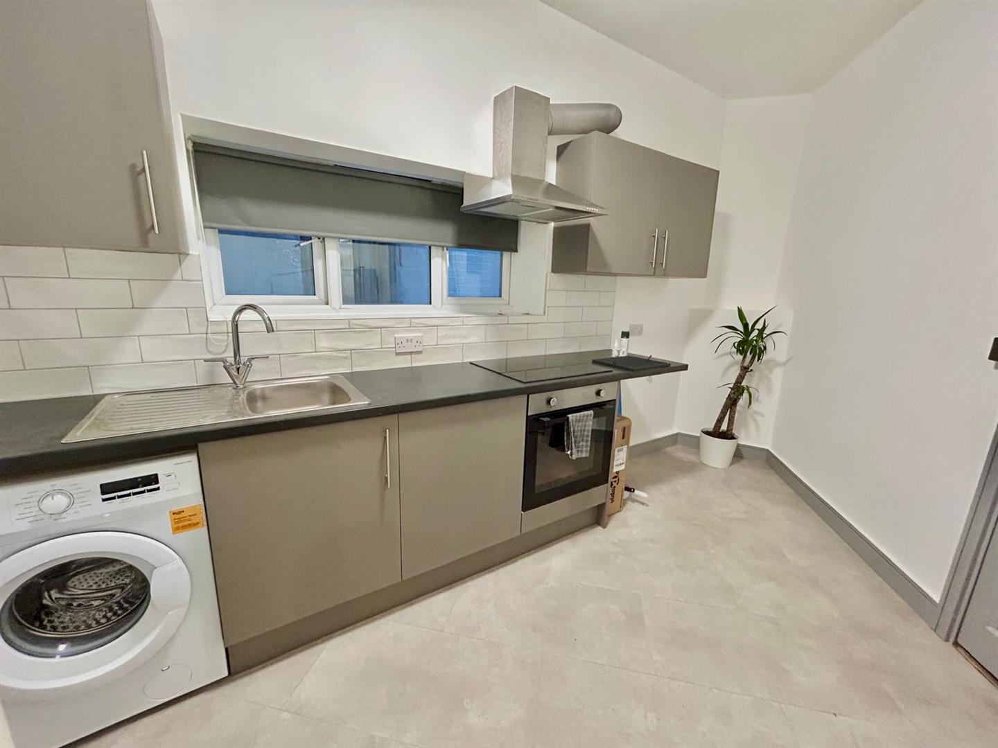 Property Image 3004d935-e480-47fa-a328-bc3d73961af5