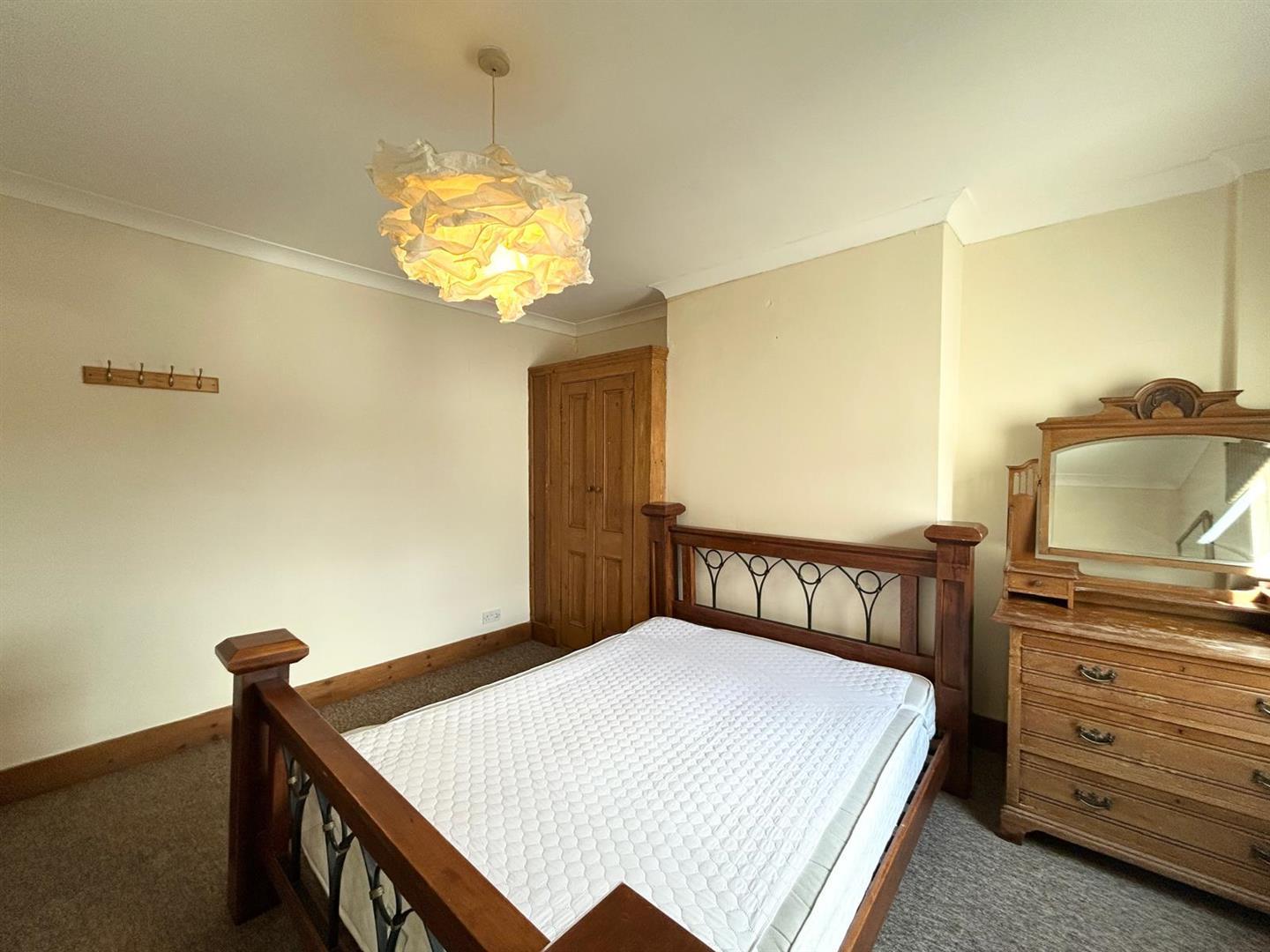 Property Image 3008f4c4-3822-45f9-a966-625ae46d60a1