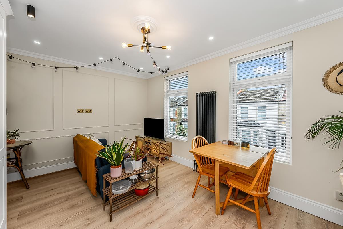 Property Image 300c3fe8-a25c-43be-bc71-6732f5946165
