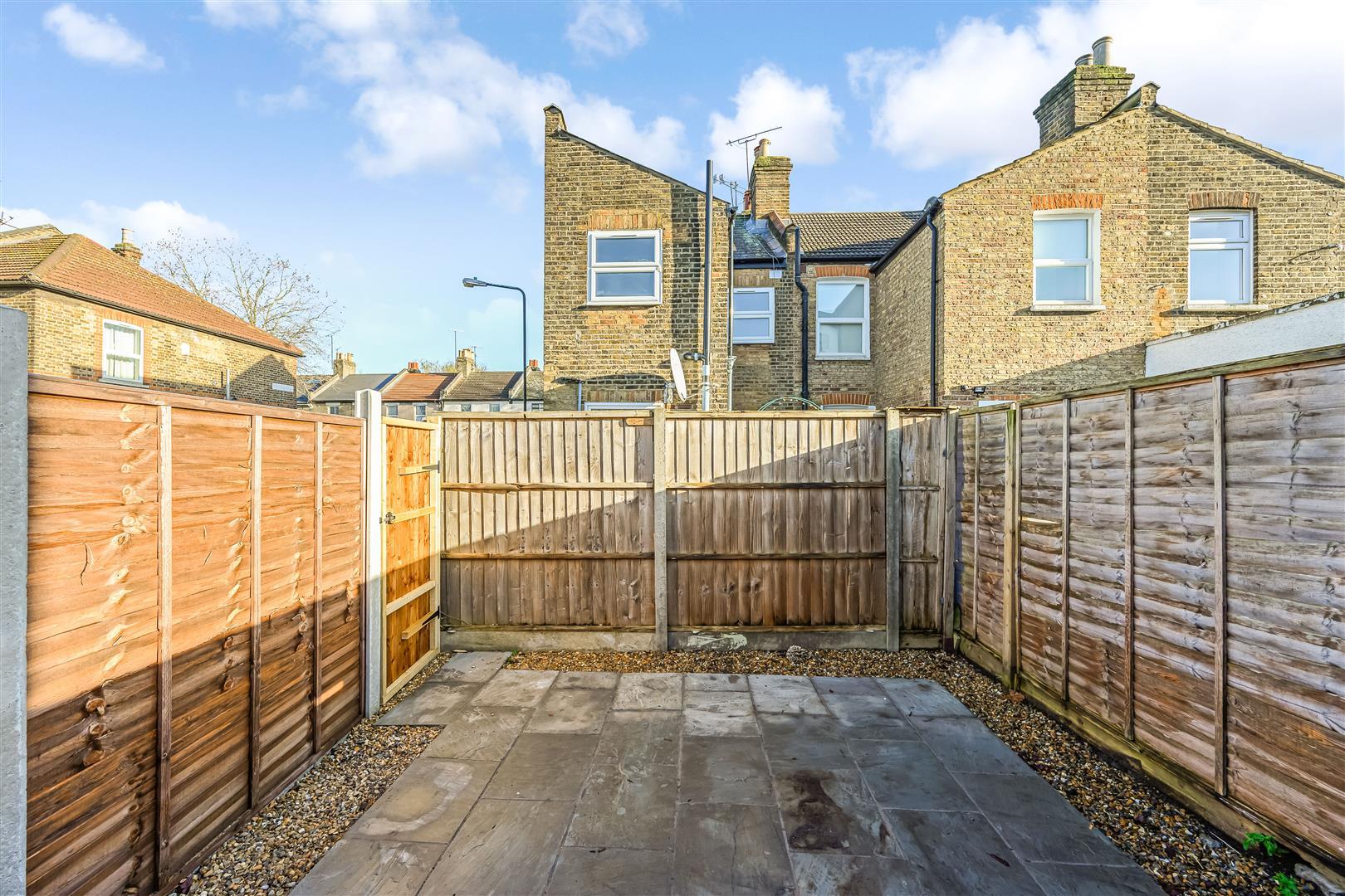 Property Image 300eb2af-66ff-405c-b1b3-20a35fb187d8
