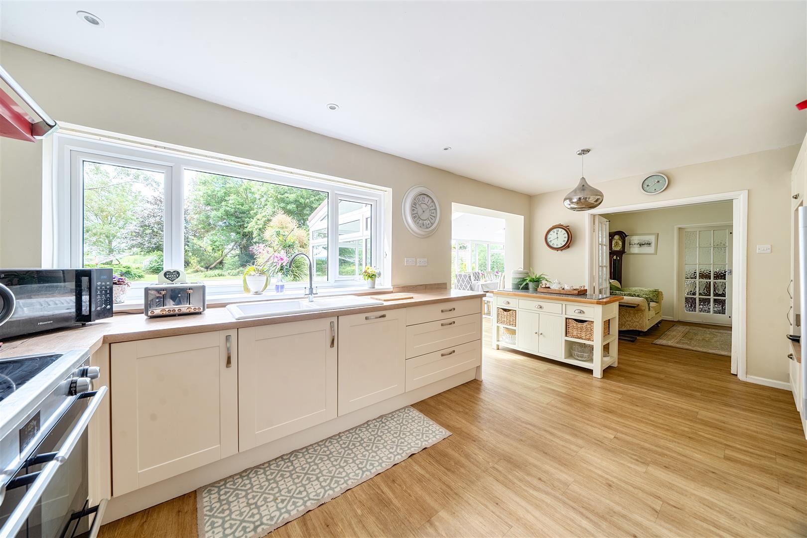 Property Image 30109c54-d552-47db-b0d7-886fa12a7e9b