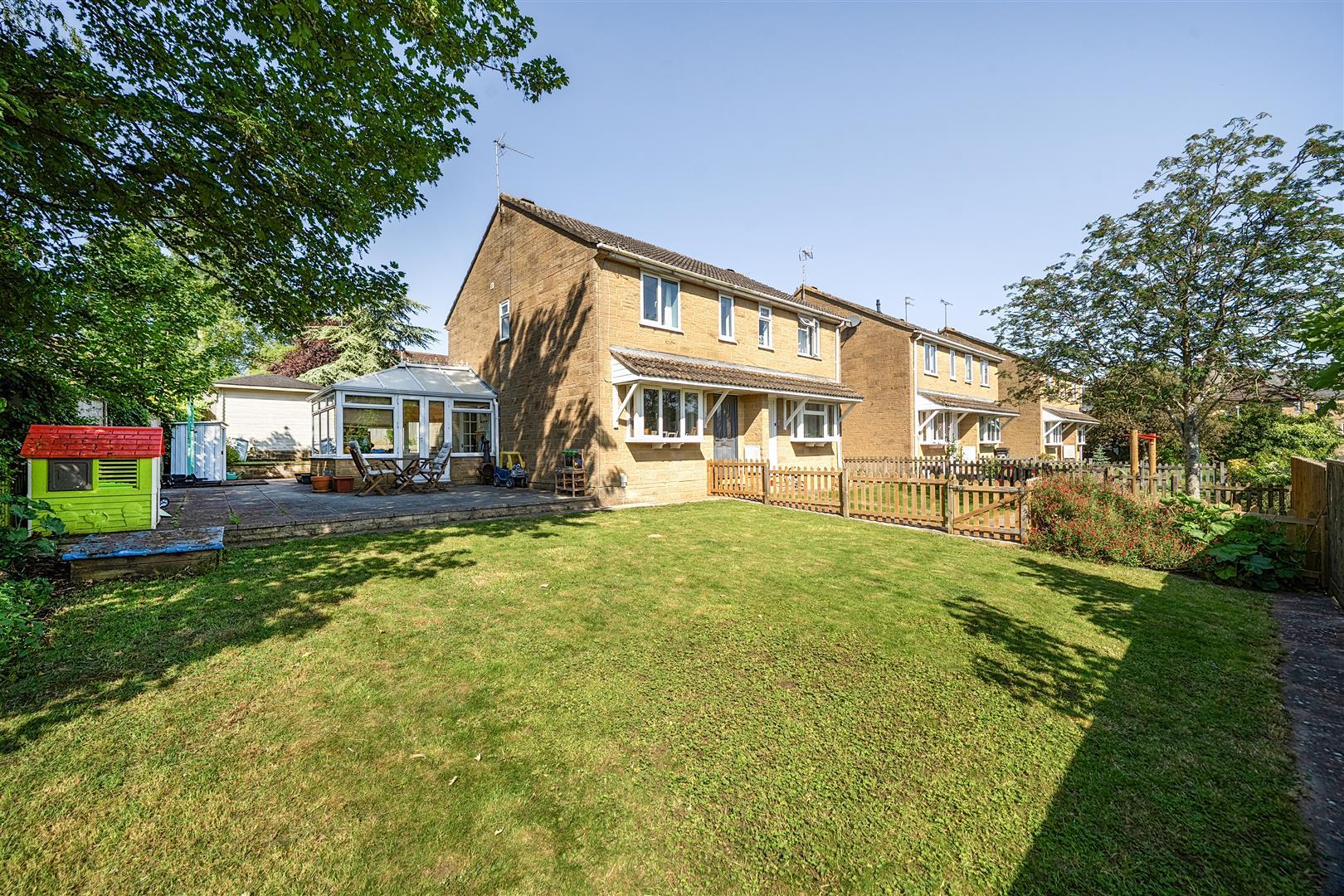 Property Image 30181be7-8ecd-4dae-a190-8e9c635ab359