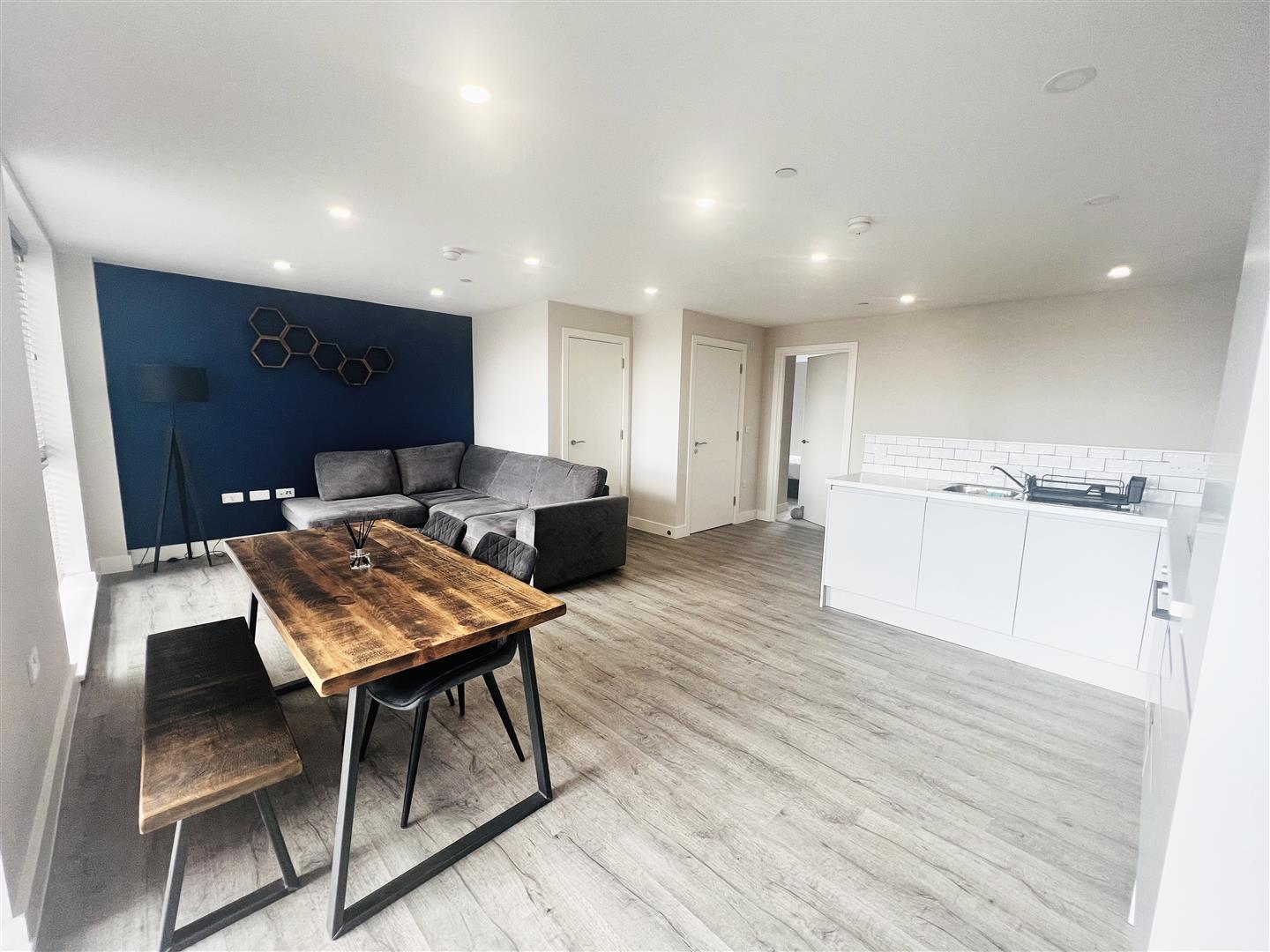 Property Image 302446a1-a17e-4475-8593-94bf5b623640