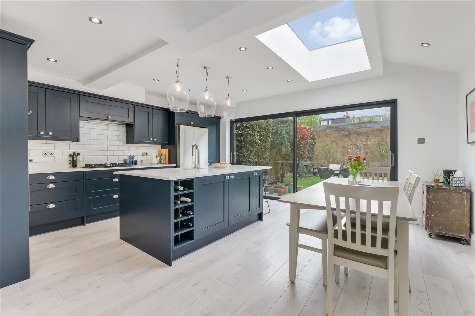 Property Image 3026c35d-8aba-47bc-98f4-69f2ab172006